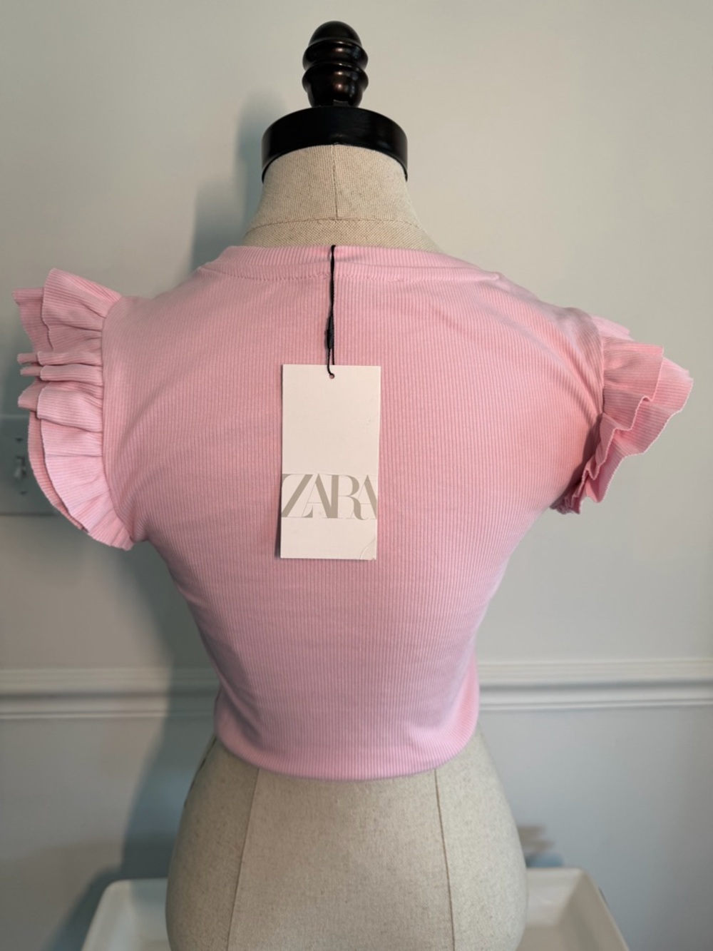 Zara Pink Ruffle-Sleeve Ribbed Crop Top - Picture 5 of 9